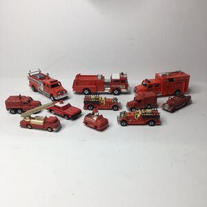 Lot Of 11 Vintage Firetrucks Toy Cars Various Sizes Tomica Hot Wheels Road Chamo